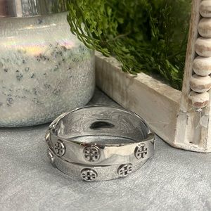 NWOT Tory Burch Silver-tone Bangle Bracelet
